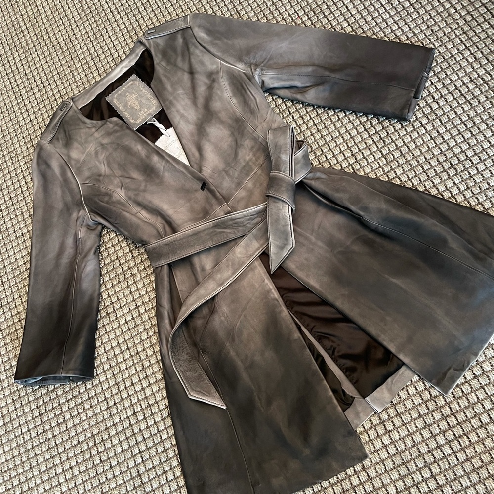 Xs grey hombre mid length elbow sleeve jacket
